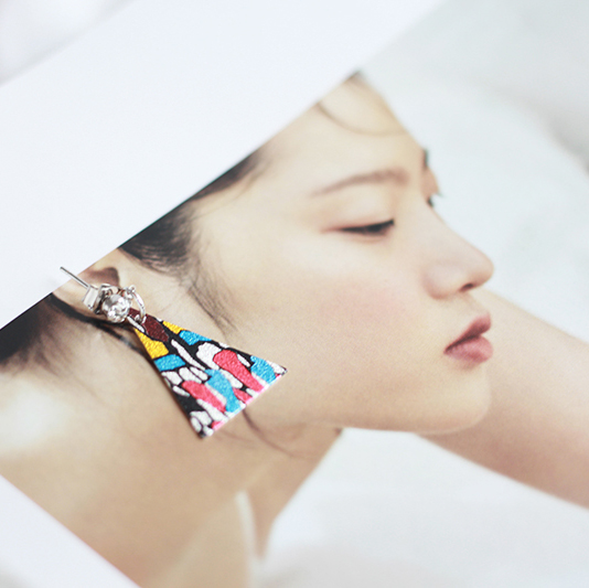 썸머 페스티벌 트라이앵글 귀걸이 (17color)